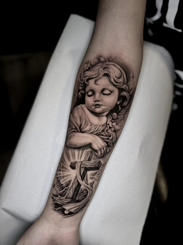 Micro Realism tattoo by Rino Tattoo Artist